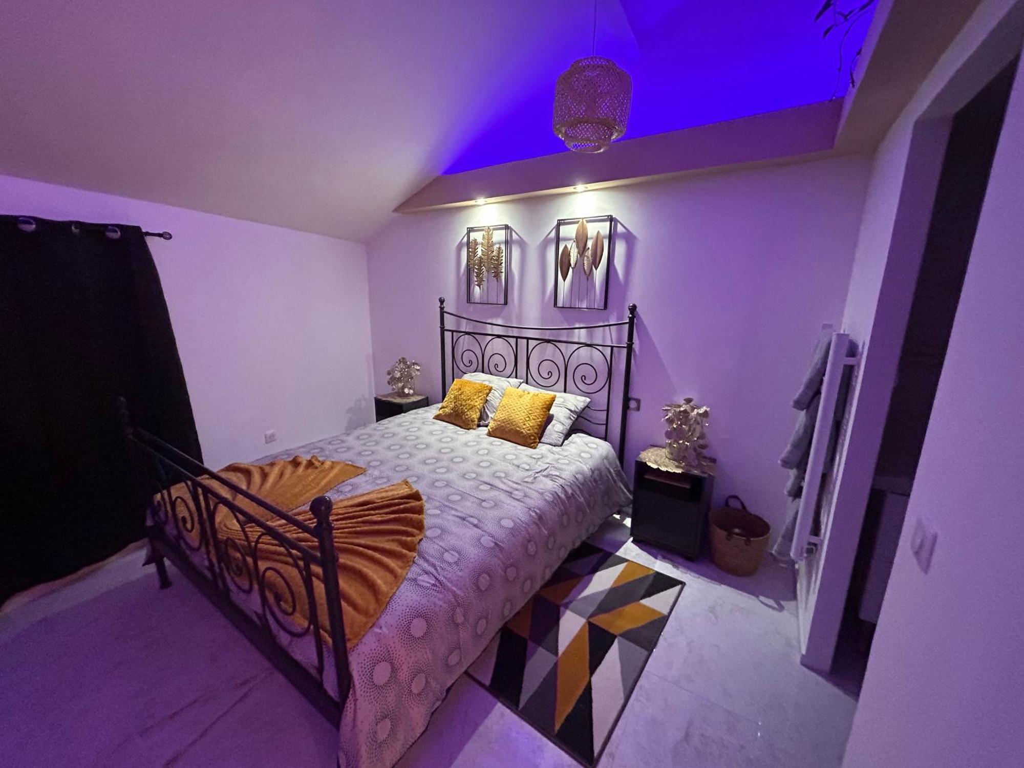 Spa Jacuzzi Moon White Vaudherland المظهر الخارجي الصورة